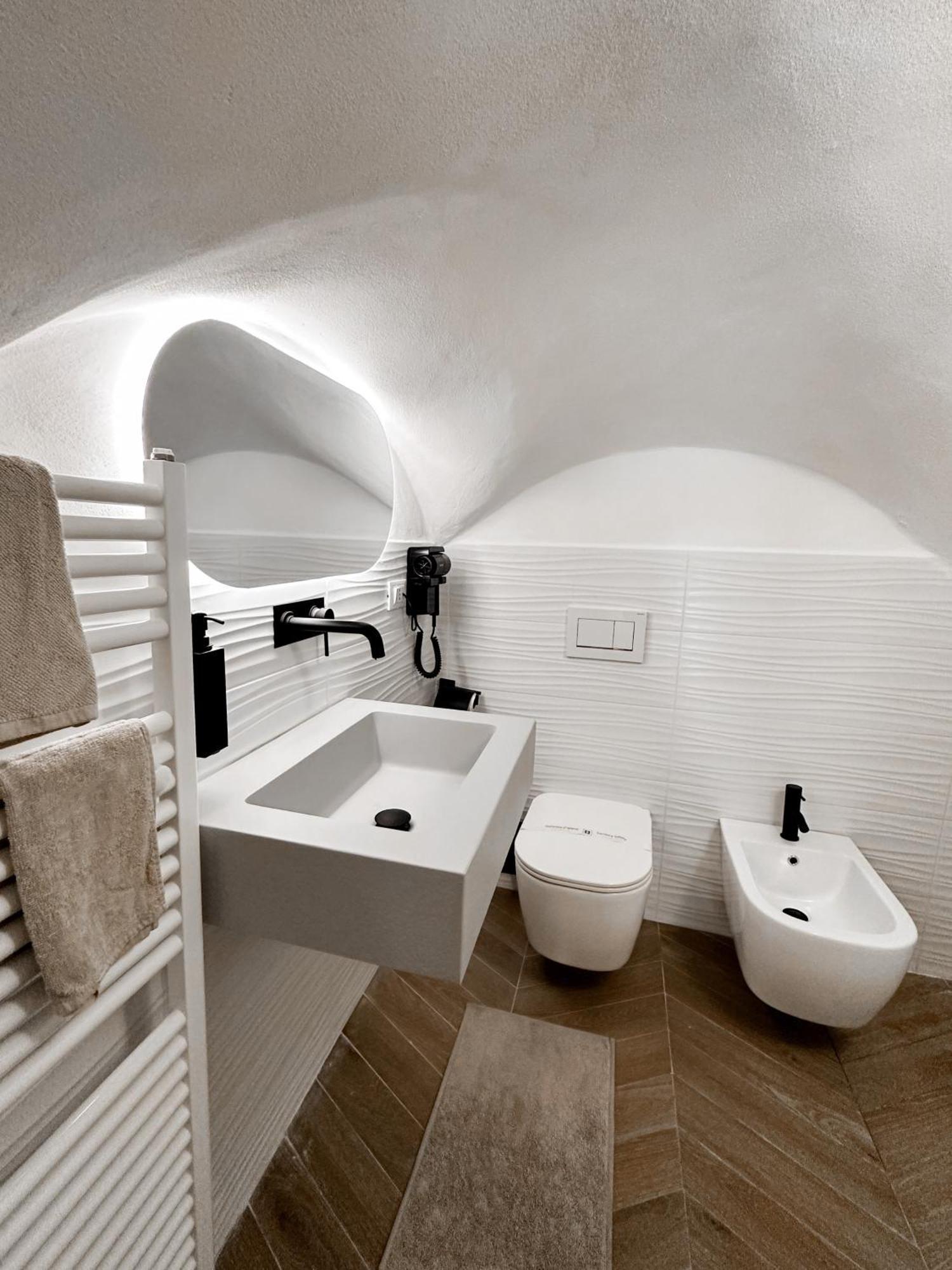 Alto Borgo Rooms Finale Ligure Exterior foto